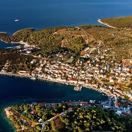 Apartmani Ada 2 Povlja  Buitenkant foto