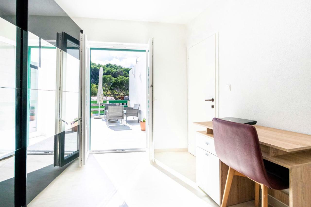 Apartmani Ada 2 Povlja  Buitenkant foto