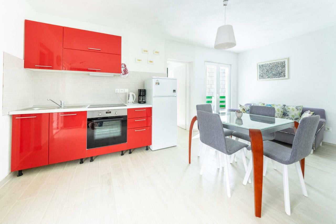 Apartmani Ada 2 Povlja  Buitenkant foto
